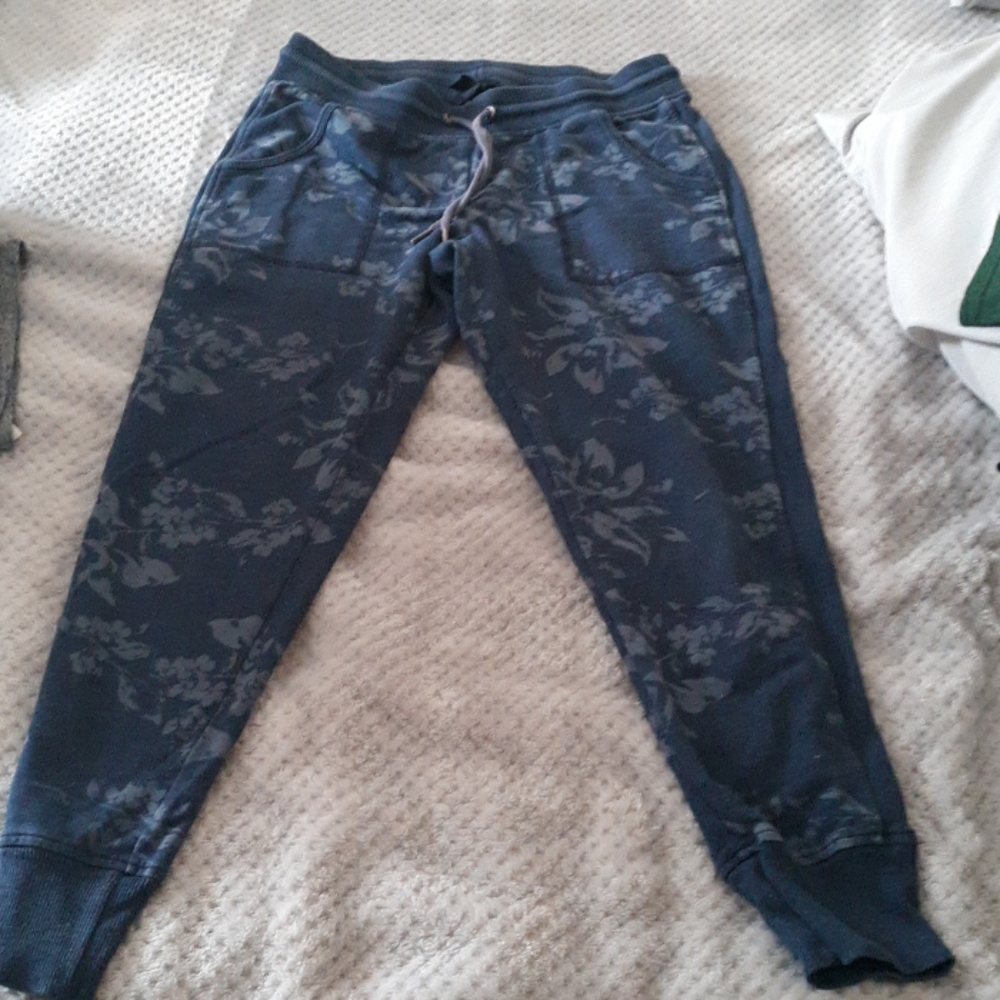 Sweat pants